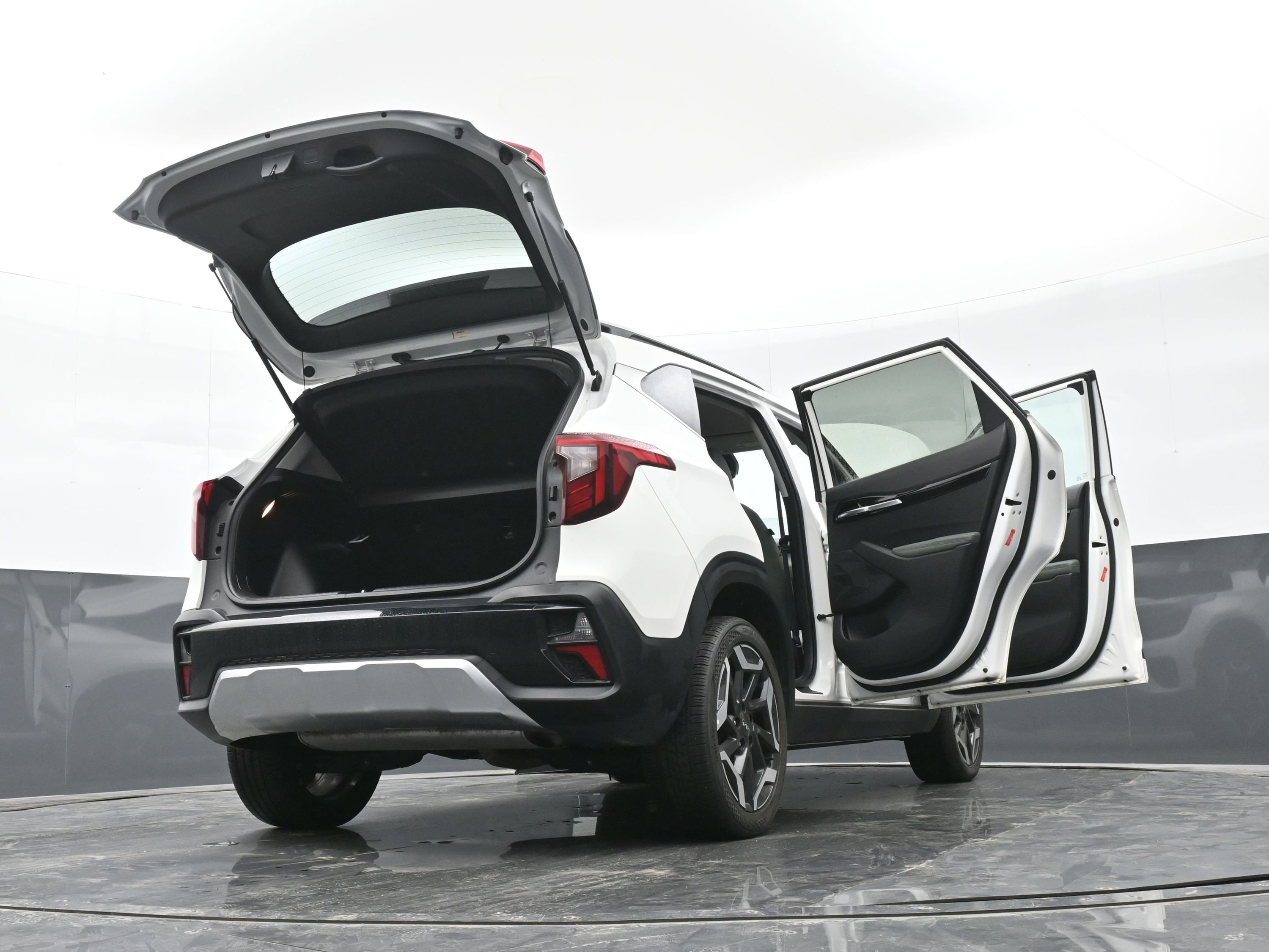 Used 2024 Kia Seltos SX image 49