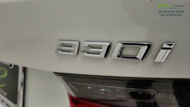 Used 2025 BMW 330i xDrive Sedan AWD/4WD image 34