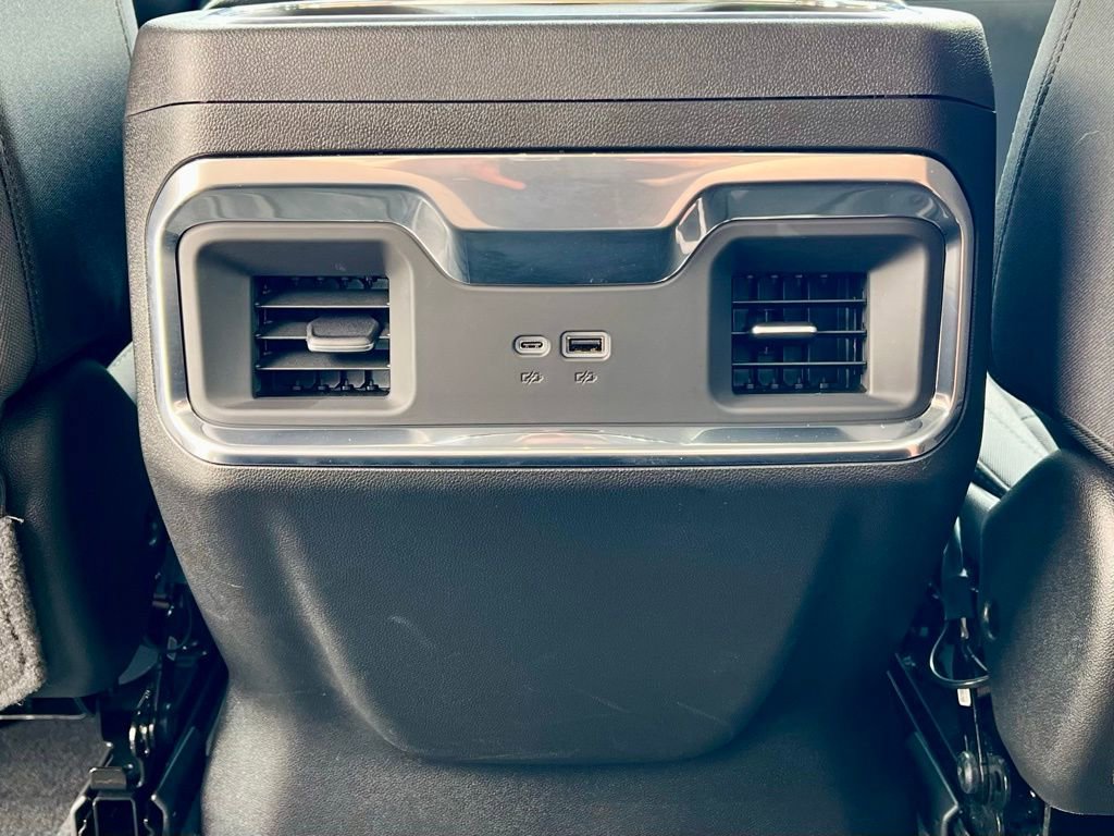 Used 2025 GMC Sierra 1500 Elevation w/ Preferred Package image 39