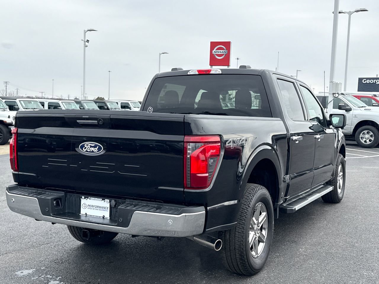 Used 2024 Ford F150 XLT image 3