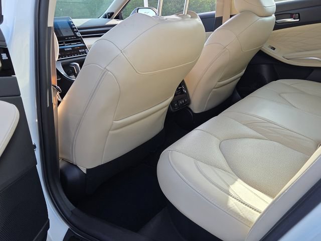 Used 2020 Toyota Avalon Limited w/ Advanced Safety Package FWD image 7