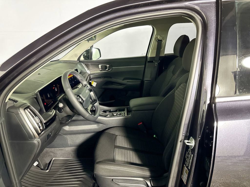 New 2026 Kia Sorento LX image 12