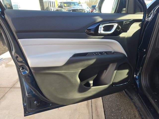 New 2026 Jeep Compass Limited AWD/4WD image 10