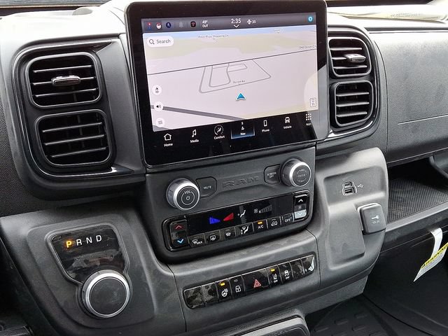 New 2024 RAM ProMaster 3500 w/ Delivery Van Package FWD image 10