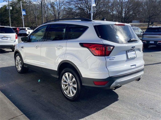 Used 2019 Ford Escape SEL image 4