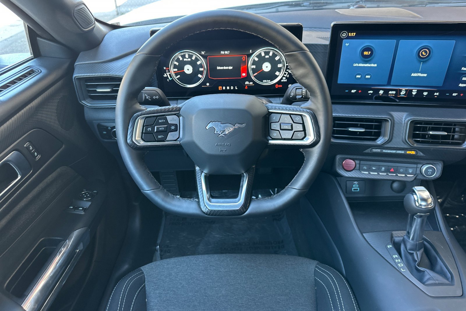 Used 2025 Ford Mustang Coupe RWD image 16