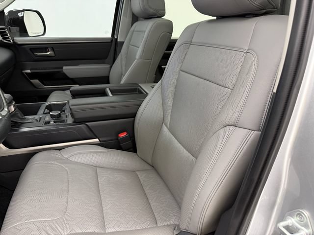 Used 2024 Toyota Tundra Limited AWD/4WD image 27