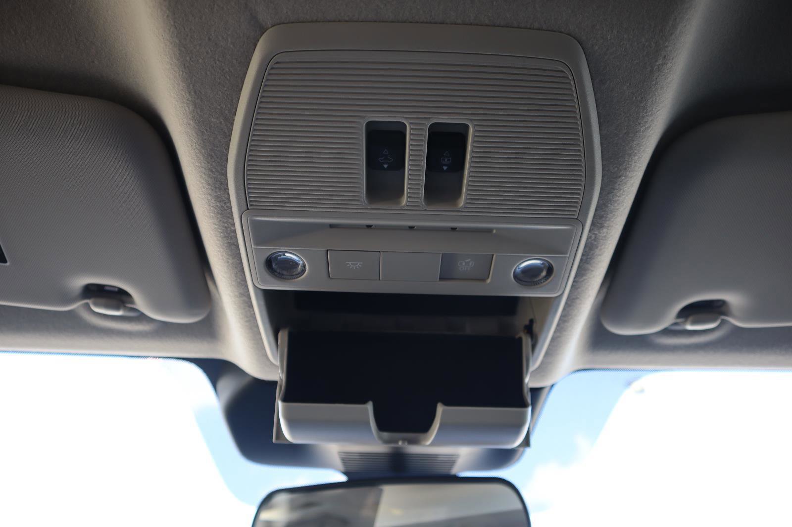 New 2026 Nissan Kicks SV w/ SV Premium Package image 28