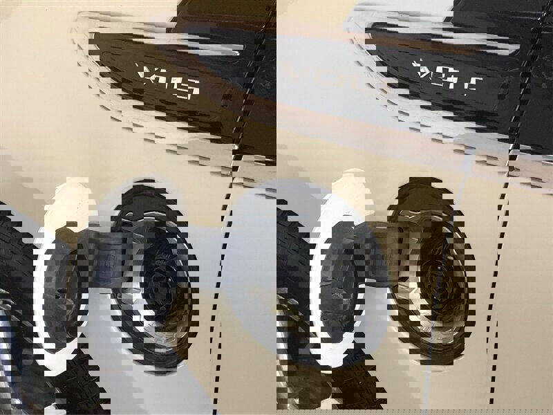 Used 2011 Chevrolet Volt Premium w/ Premium Trim Package image 19