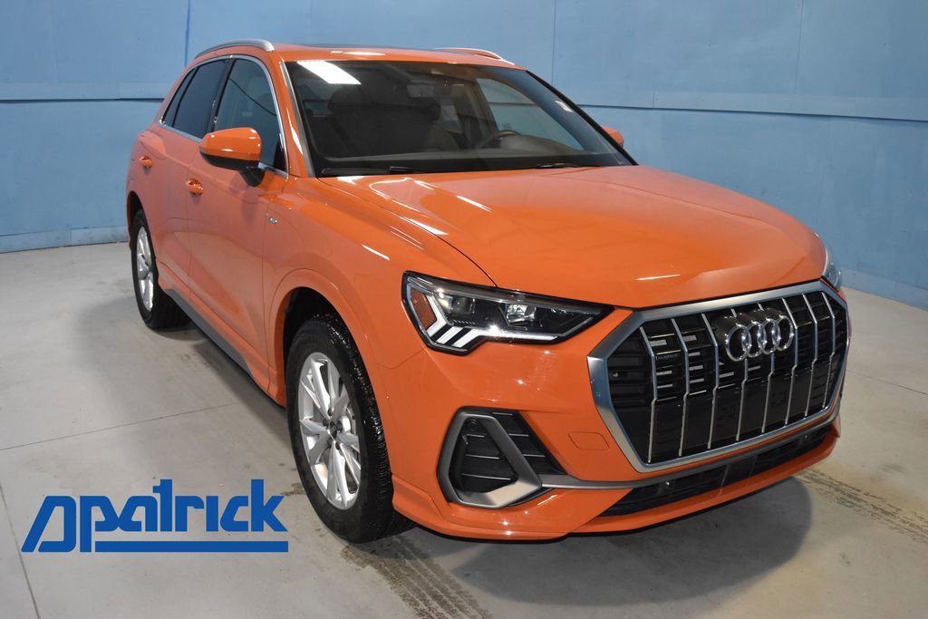 Certified 2025 Audi Q3 2.0T Premium Plus w/ Premium Plus Package video 1