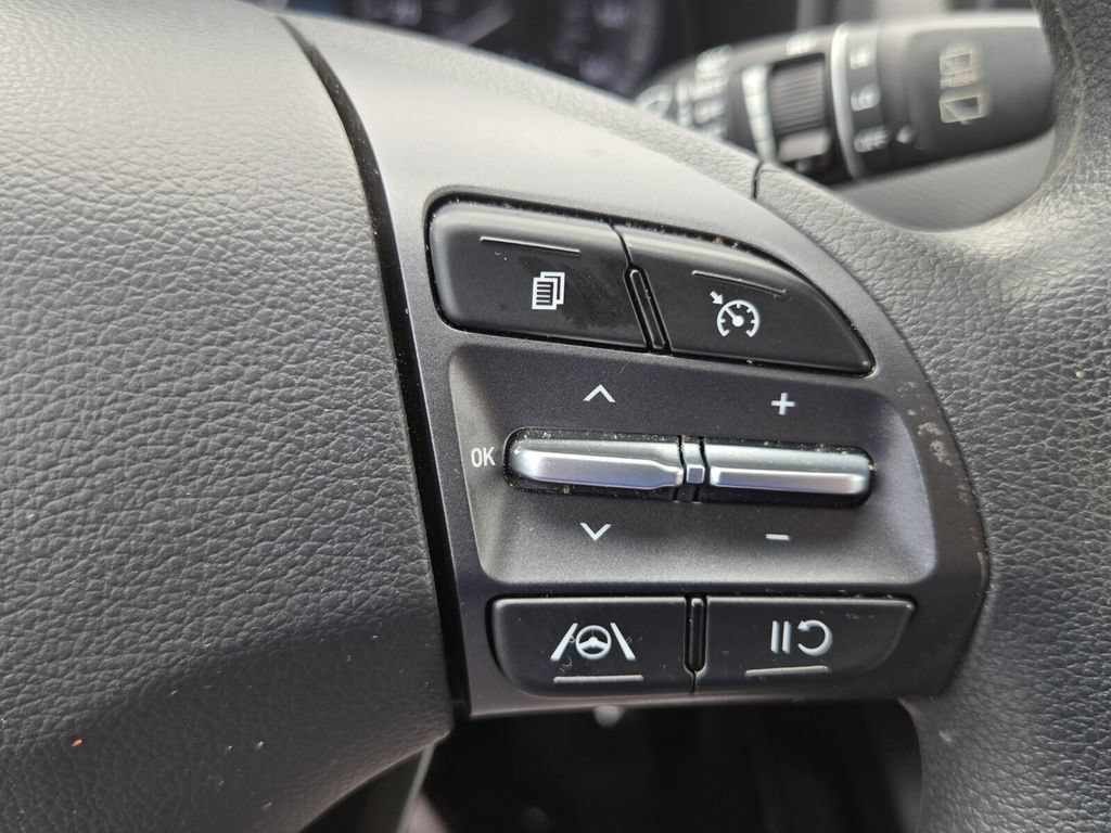 Used 2023 Hyundai Kona SEL FWD image 24