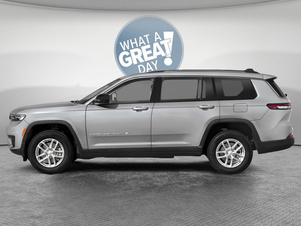 New 2025 Jeep Grand Cherokee L Limited w/ Black Appearance Package AWD/4WD image 5