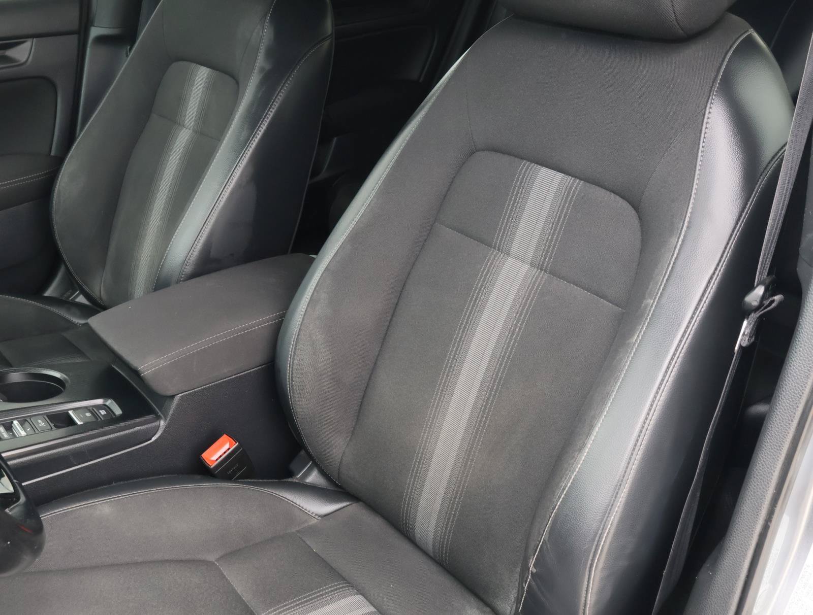 Used 2022 Honda Civic Sport image 9