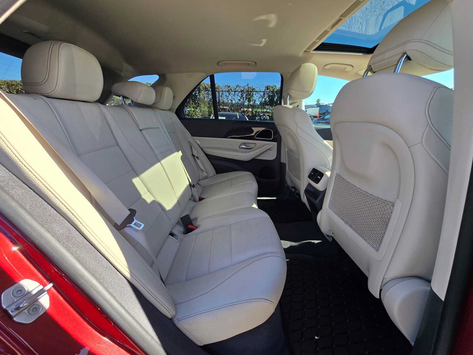 Used 2020 Mercedes-Benz GLE 350 4MATIC image 12