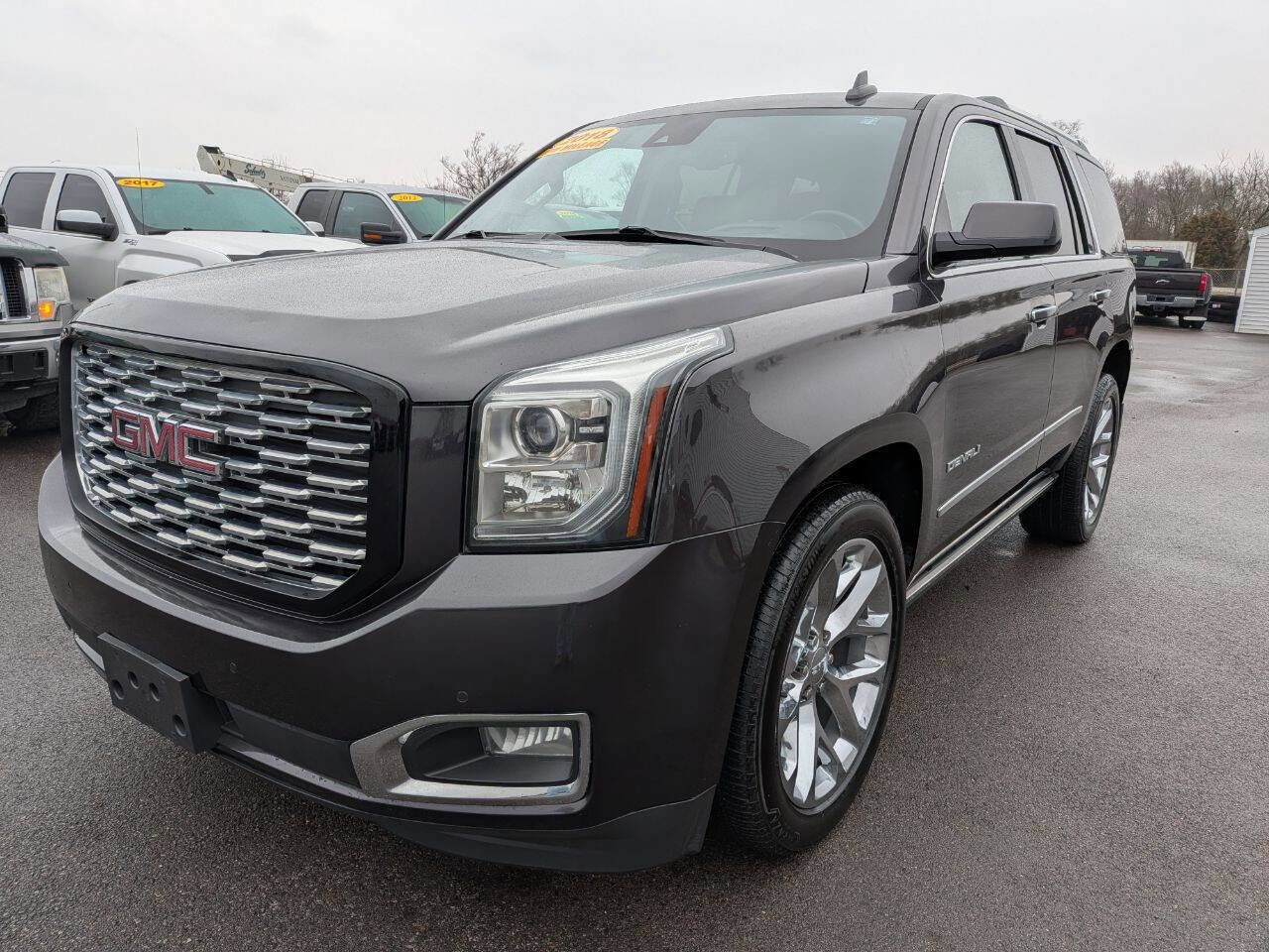 Used 2018 GMC Yukon Denali image 2
