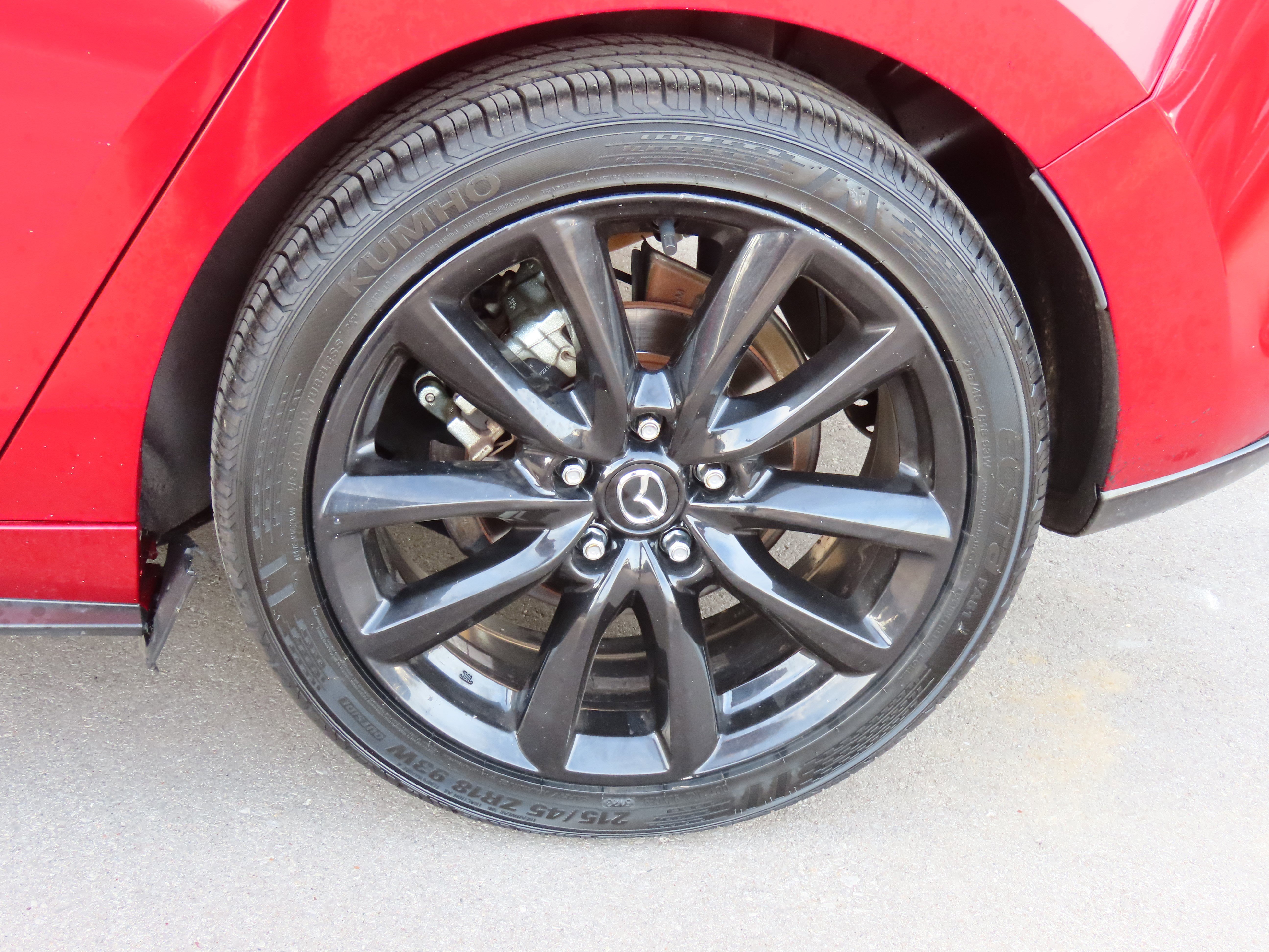 Used 2019 MAZDA MAZDA3 Hatchback w/ Premium Package image 41