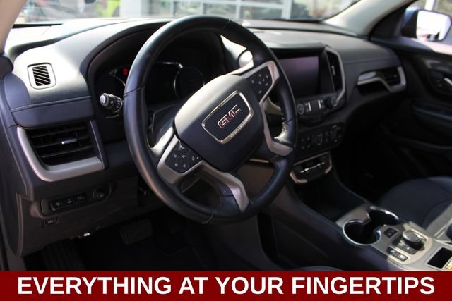 Used 2024 GMC Terrain Denali w/ Denali Premium Package AWD/4WD image 2
