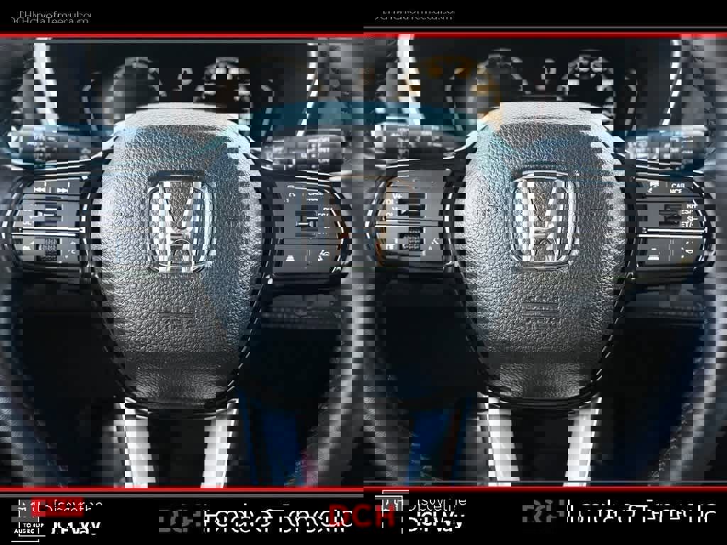 Used 2024 Honda Pilot Touring image 9