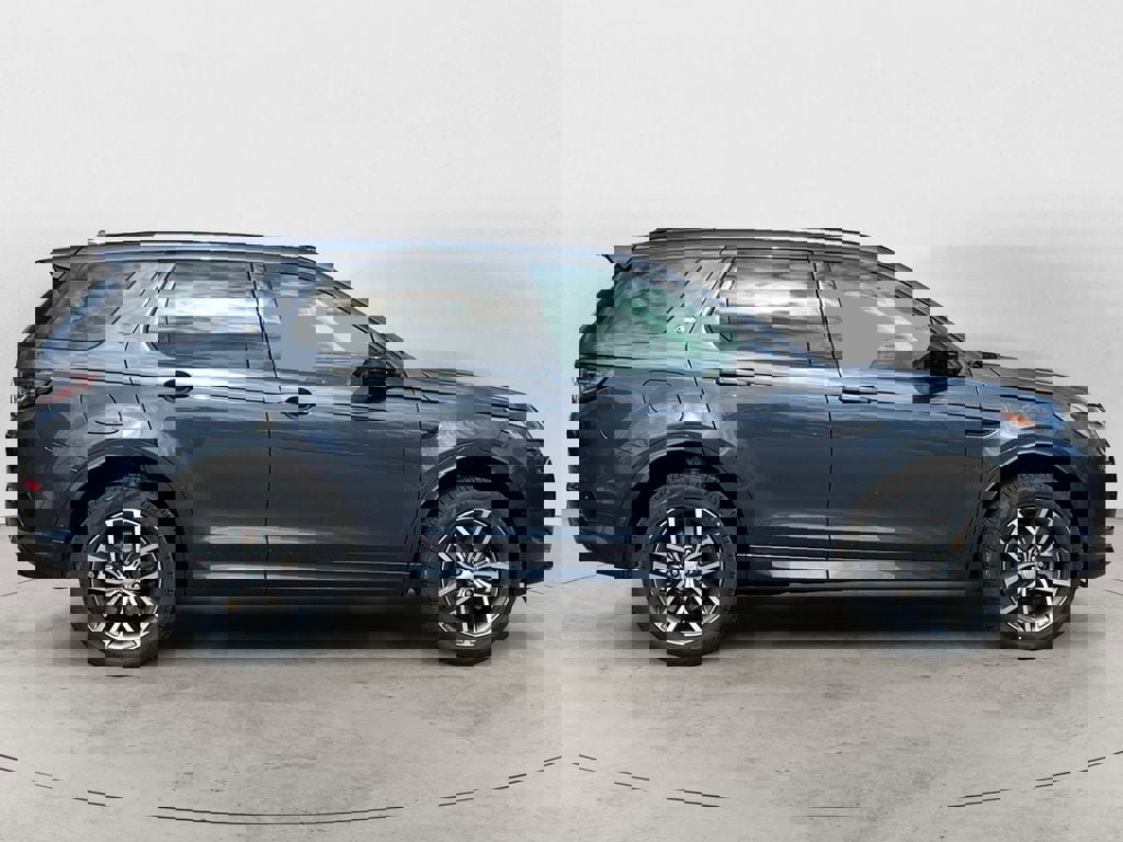 New 2025 Land Rover Discovery Sport S image 6