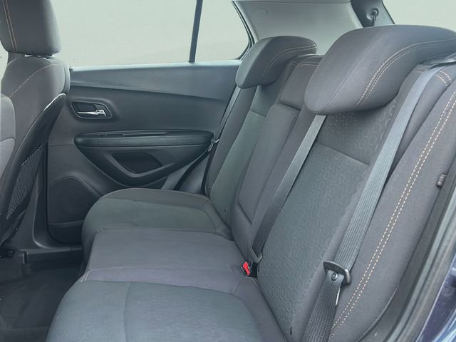 Used 2018 Chevrolet Trax LS image 18