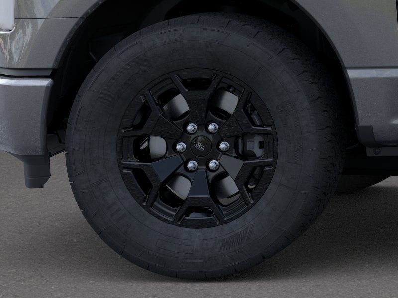 New 2025 Ford F150 Lightning XLT image 19