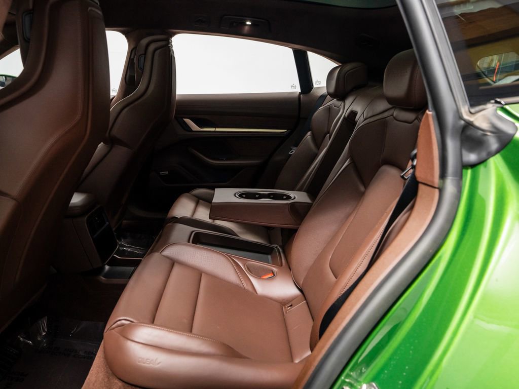 Used 2022 Porsche Taycan Turbo S image 30