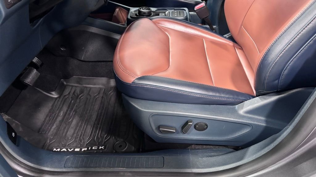 Used 2022 Ford Maverick Lariat w/ Lariat Luxury Package FWD image 11