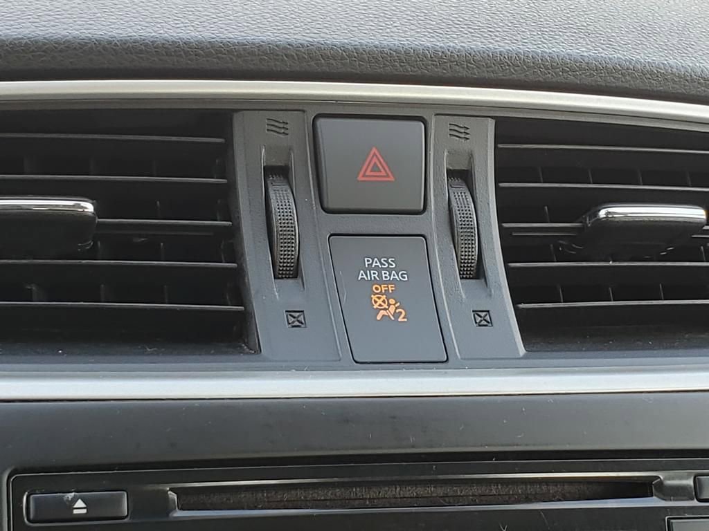 Used 2015 Nissan Sentra SV image 34
