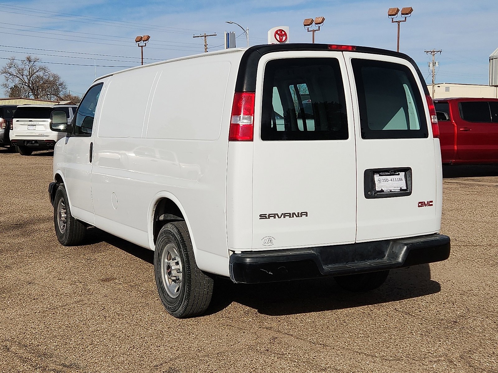 Used 2020 GMC Savana 2500 w/ Driver Convenience Package image 3