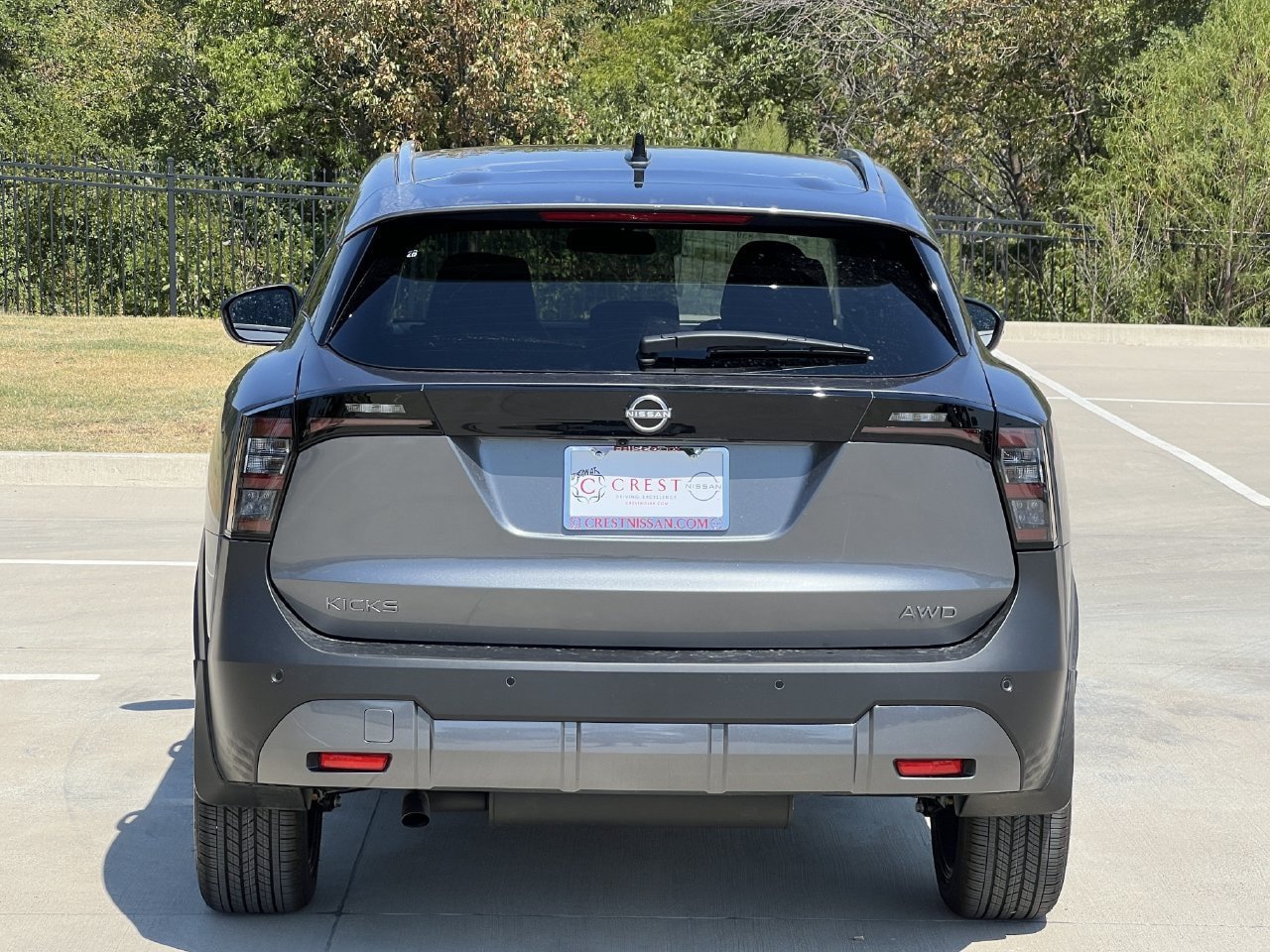New 2027 Nissan Kicks SR AWD/4WD image 5
