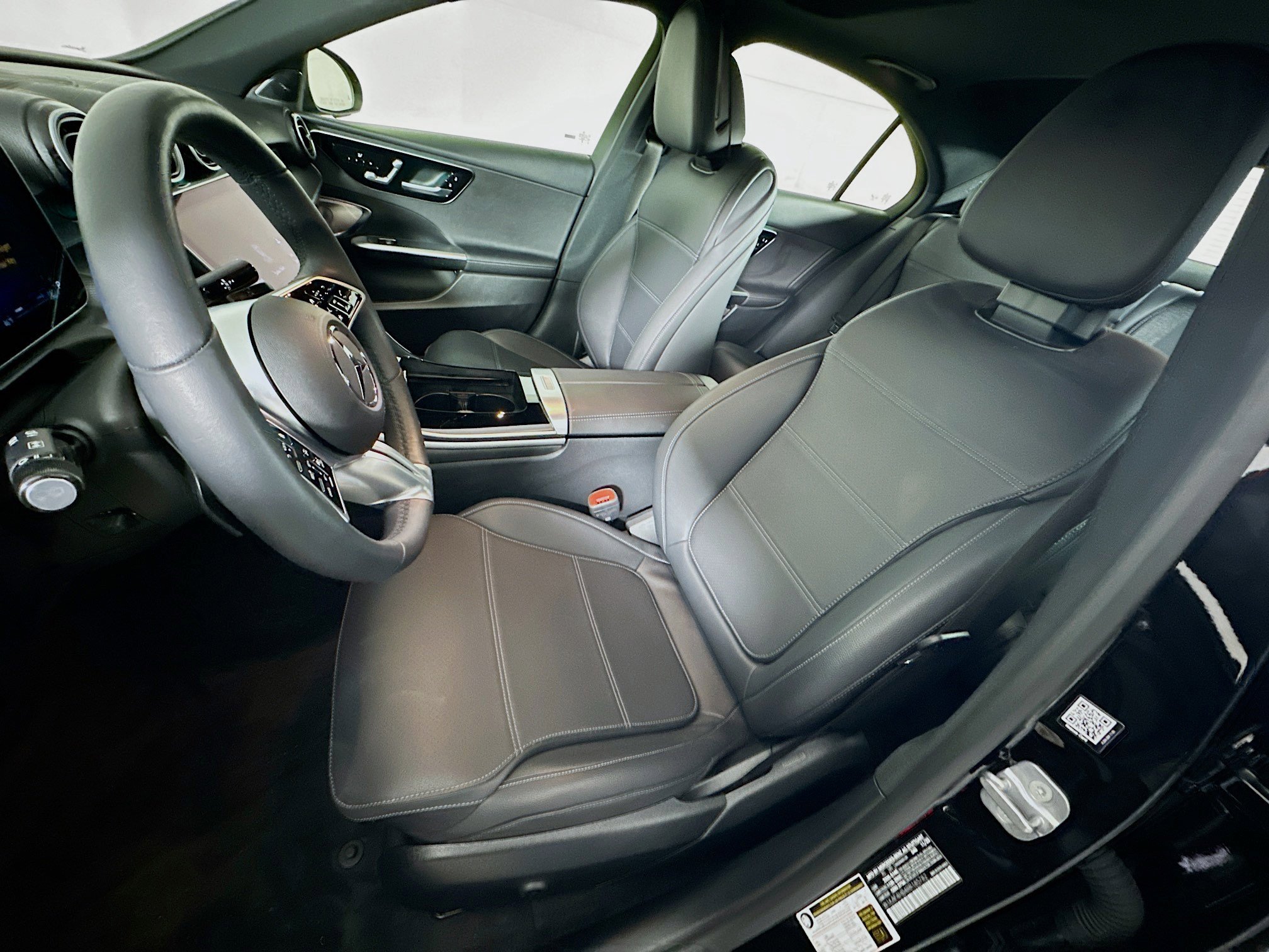 Used 2024 Mercedes-Benz C 300 4MATIC Sedan image 13