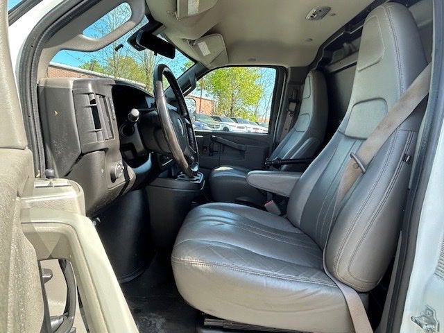 Used 2019 Chevrolet Express 2500 w/ Driver Convenience Package RWD image 13