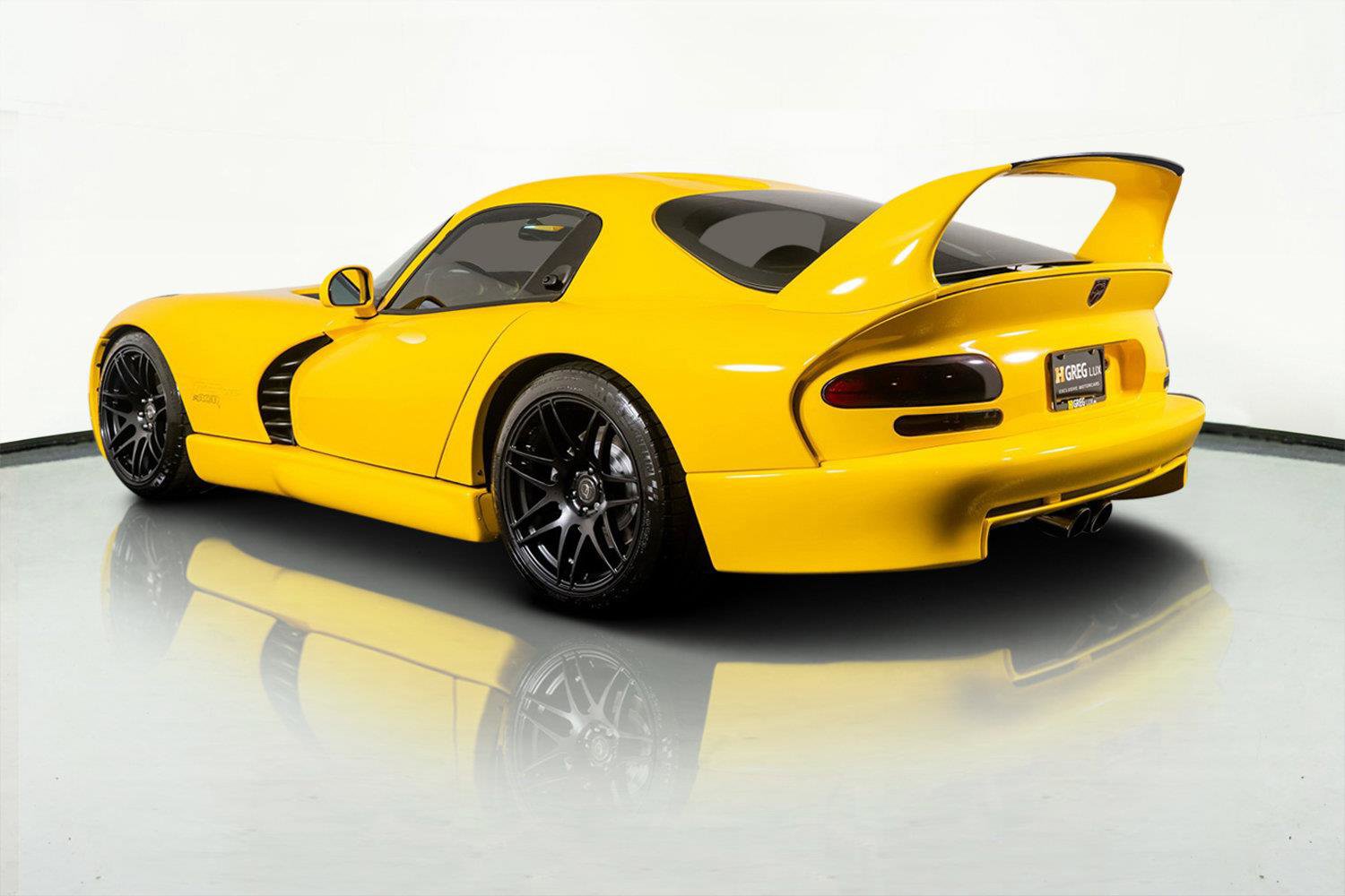 Used 2001 Dodge Viper GTS image 14