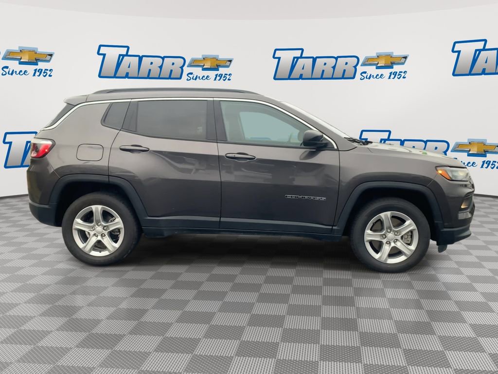 Used 2024 Jeep Compass Latitude image 9
