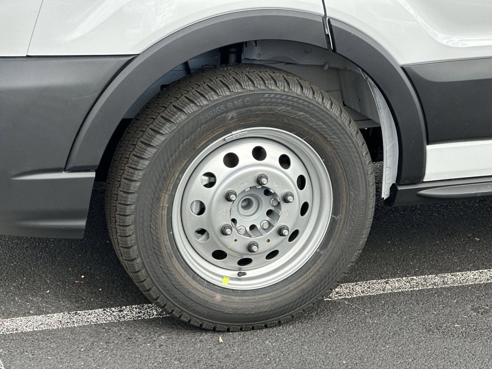 New 2026 Ford Transit 250 148 Medium Roof w/ Load Area Protection Package image 12