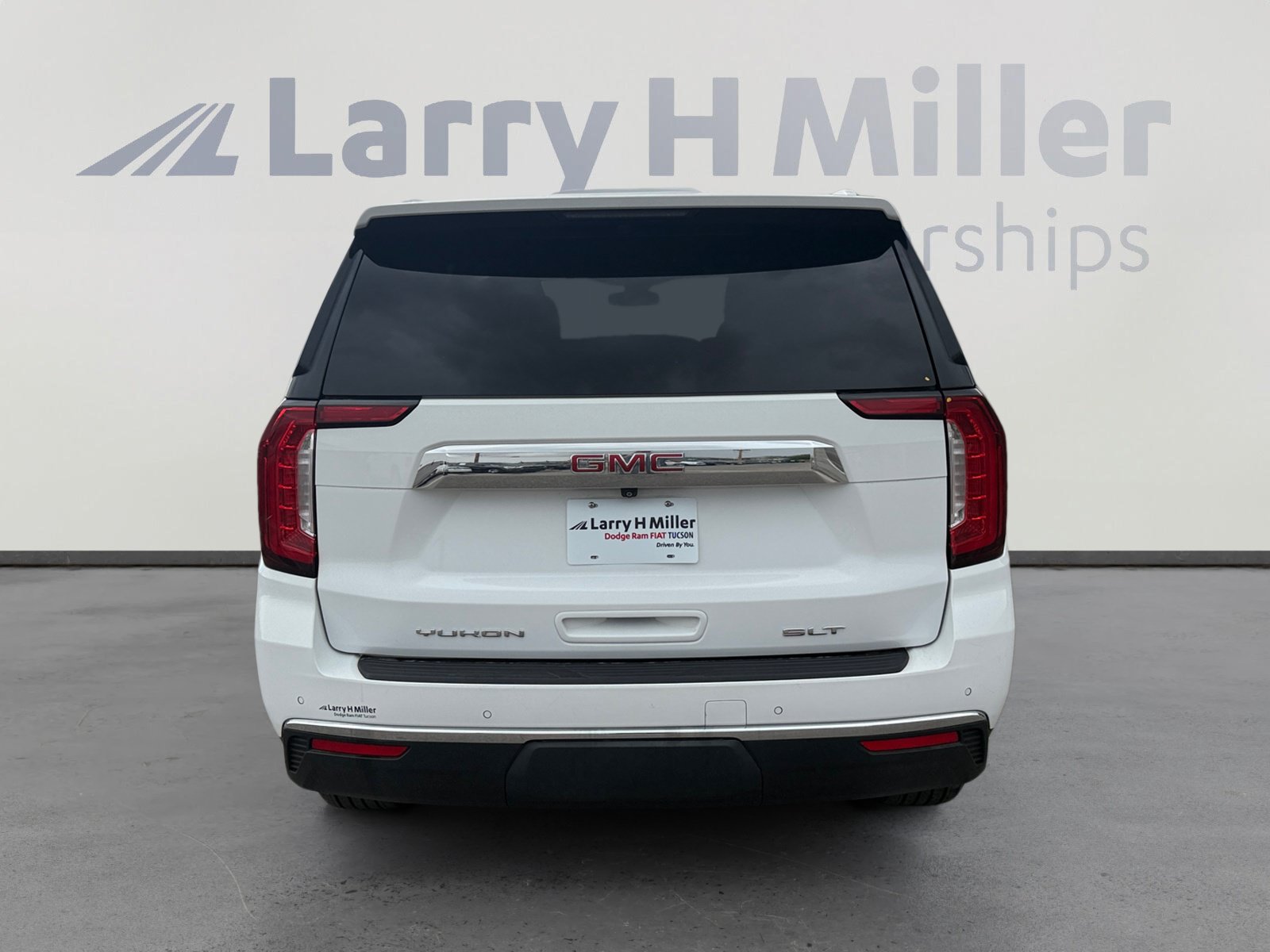 Used 2018 GMC Yukon Denali AWD/4WD image 4