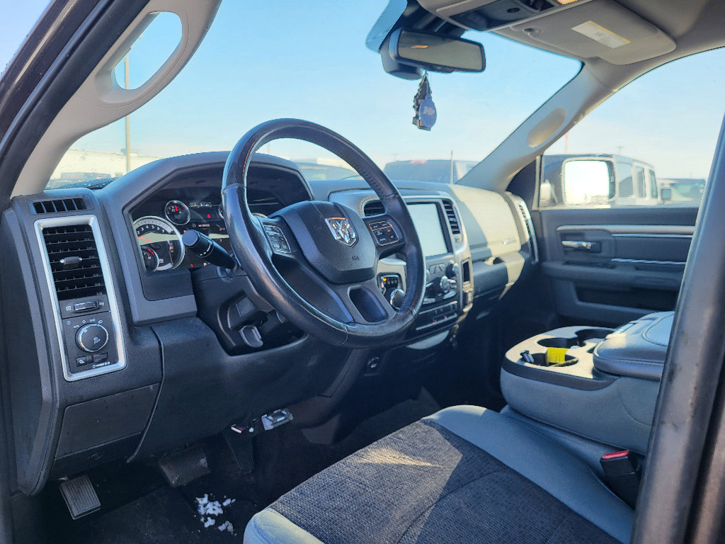 Used 2017 RAM 1500 Big Horn image 2