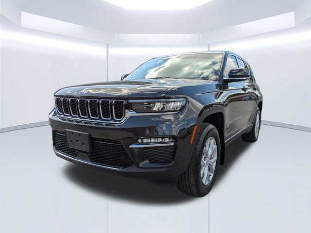 Used 2024 Jeep Grand Cherokee Limited AWD/4WD image 8