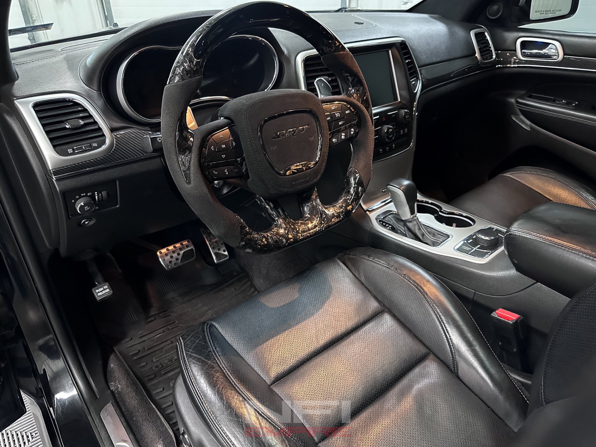 Used 2016 Jeep Grand Cherokee SRT AWD/4WD image 23