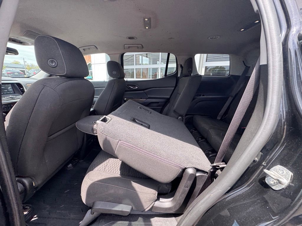 Used 2019 GMC Acadia SLE w/ LPO, Floor Liner Package AWD/4WD image 24
