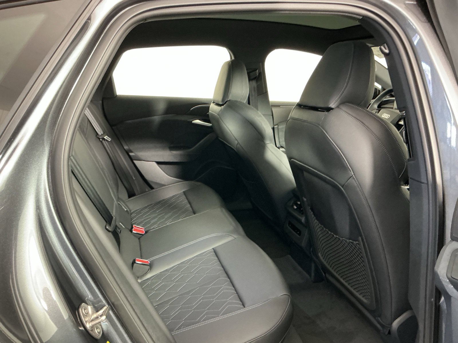 New 2027 Audi S6 e-tron Prestige AWD/4WD image 17