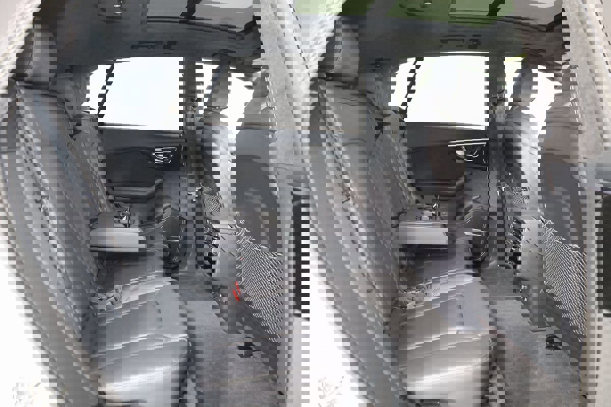 Used 2019 Audi Q8 Prestige image 15