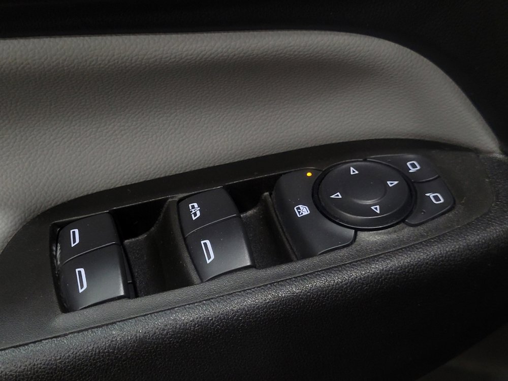 Used 2023 Chevrolet Equinox LS w/ LPO, Floor Liner Package image 27