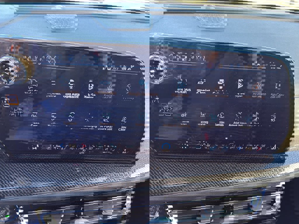 New 2026 Chevrolet Traverse High Country image 16