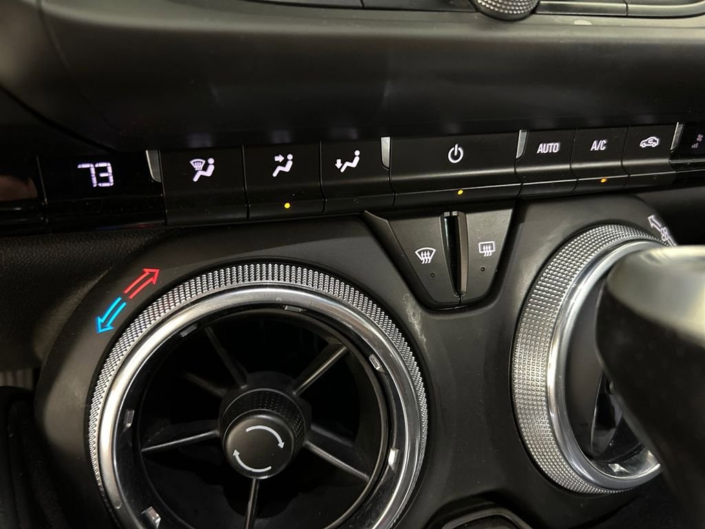 Used 2022 Chevrolet Camaro SS RWD image 30