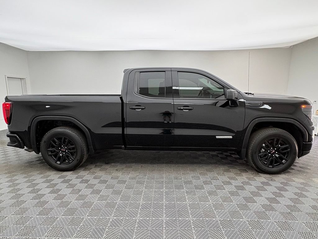 Used 2023 GMC Sierra 1500 Elevation w/ LPO, Elevation Black Package AWD/4WD image 6