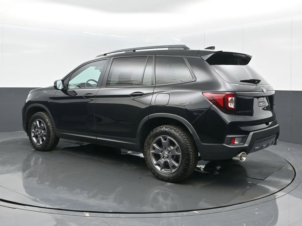 Used 2024 Honda Passport TrailSport image 16