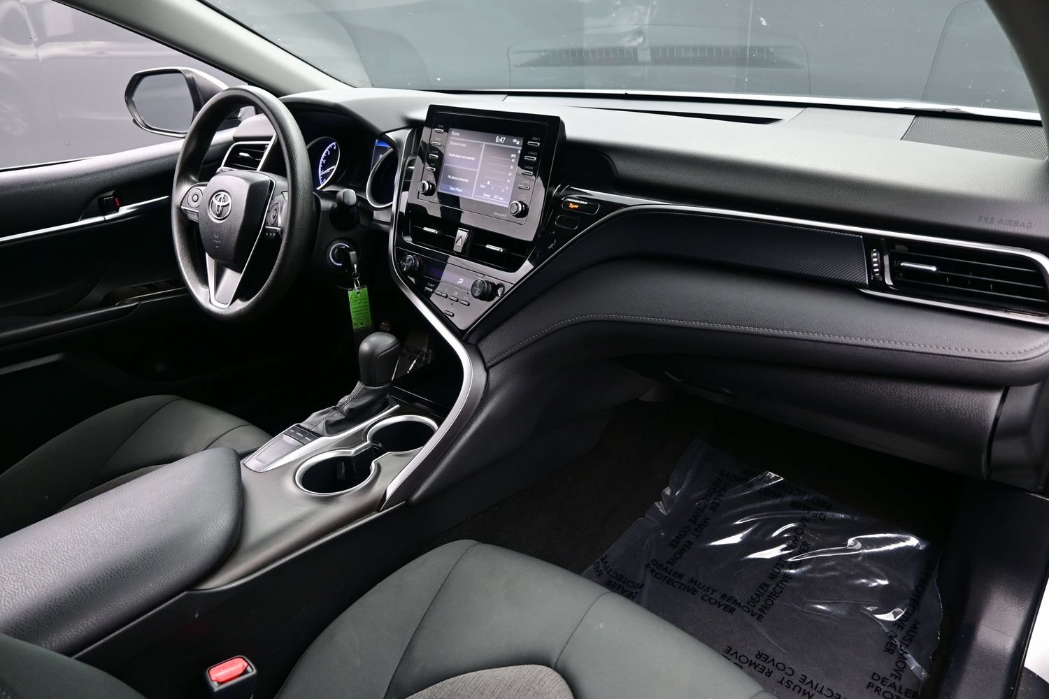 Used 2022 Toyota Camry LE FWD image 15