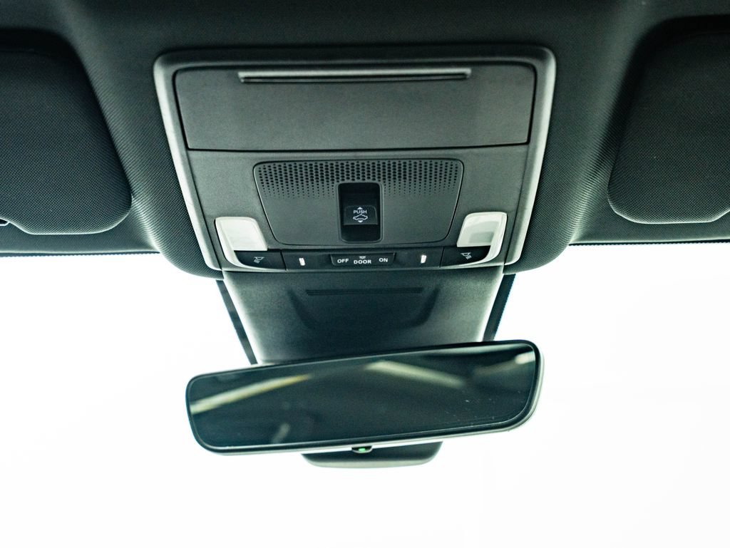 Used 2025 Honda CR-V Sport-L image 42
