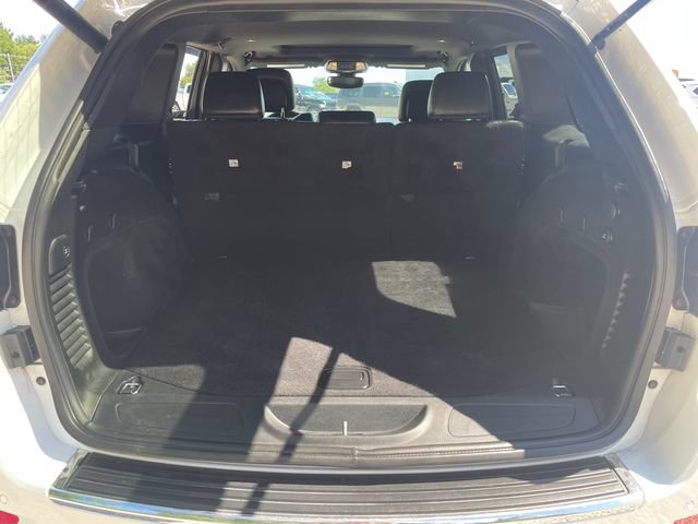 Used 2020 Jeep Grand Cherokee Limited AWD/4WD image 15